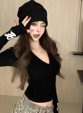 美式辣妹V领拉链印花长袖T恤女秋冬季潮流百搭修身显瘦打底衫上衣