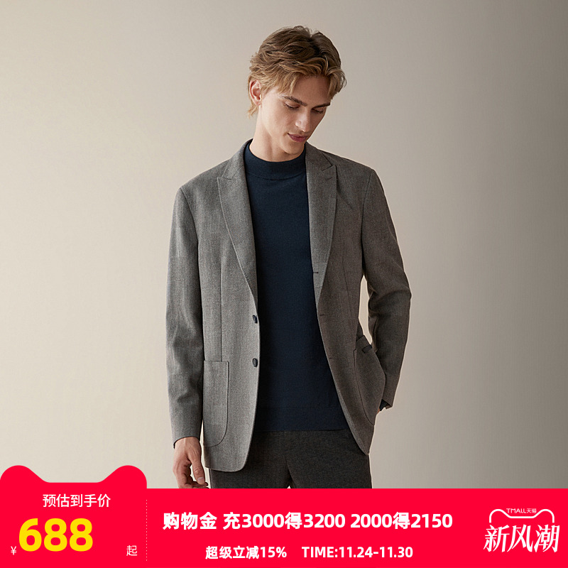 柔软亦挺括的宽松剪裁