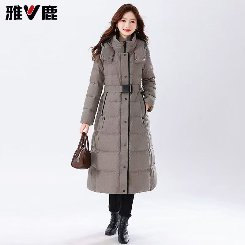 雅鹿长款黑色羽绒服女时尚西装领加厚2025冬新款收腰显瘦气质外套