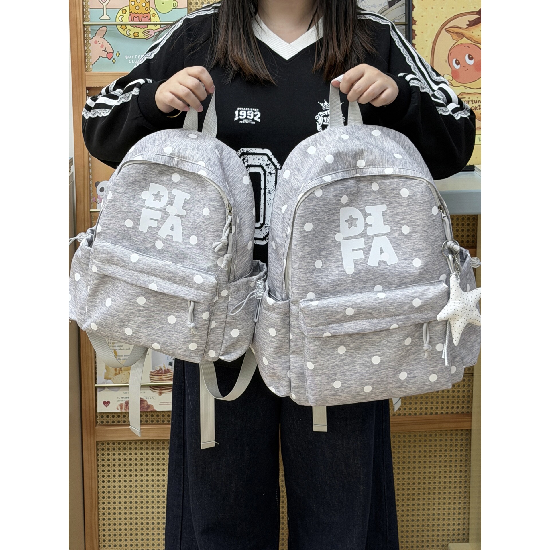 韩国明星同款清新温柔系波点星星满印双肩包少女学生党书包日常通
