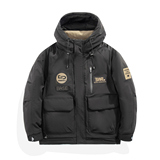 白底平铺2024冬季新款羽绒服男短款连帽潮牌冲锋衣外套8111--P200，男装羽绒服，电商D238