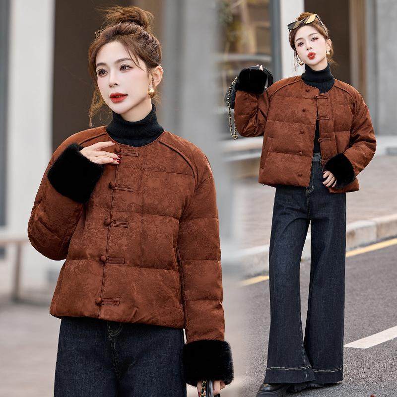 2025冬季新中式提花圆领羽绒羽绒服