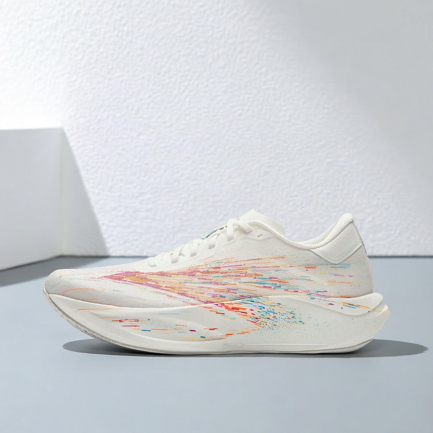 安踏二区心率90格桑花跑鞋男款2026新款竞速训练跑步鞋 112625579