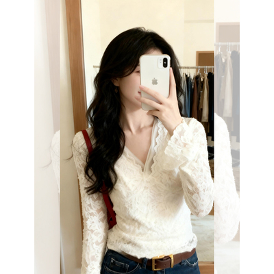 高级感白色蕾丝v领打底衫女秋冬