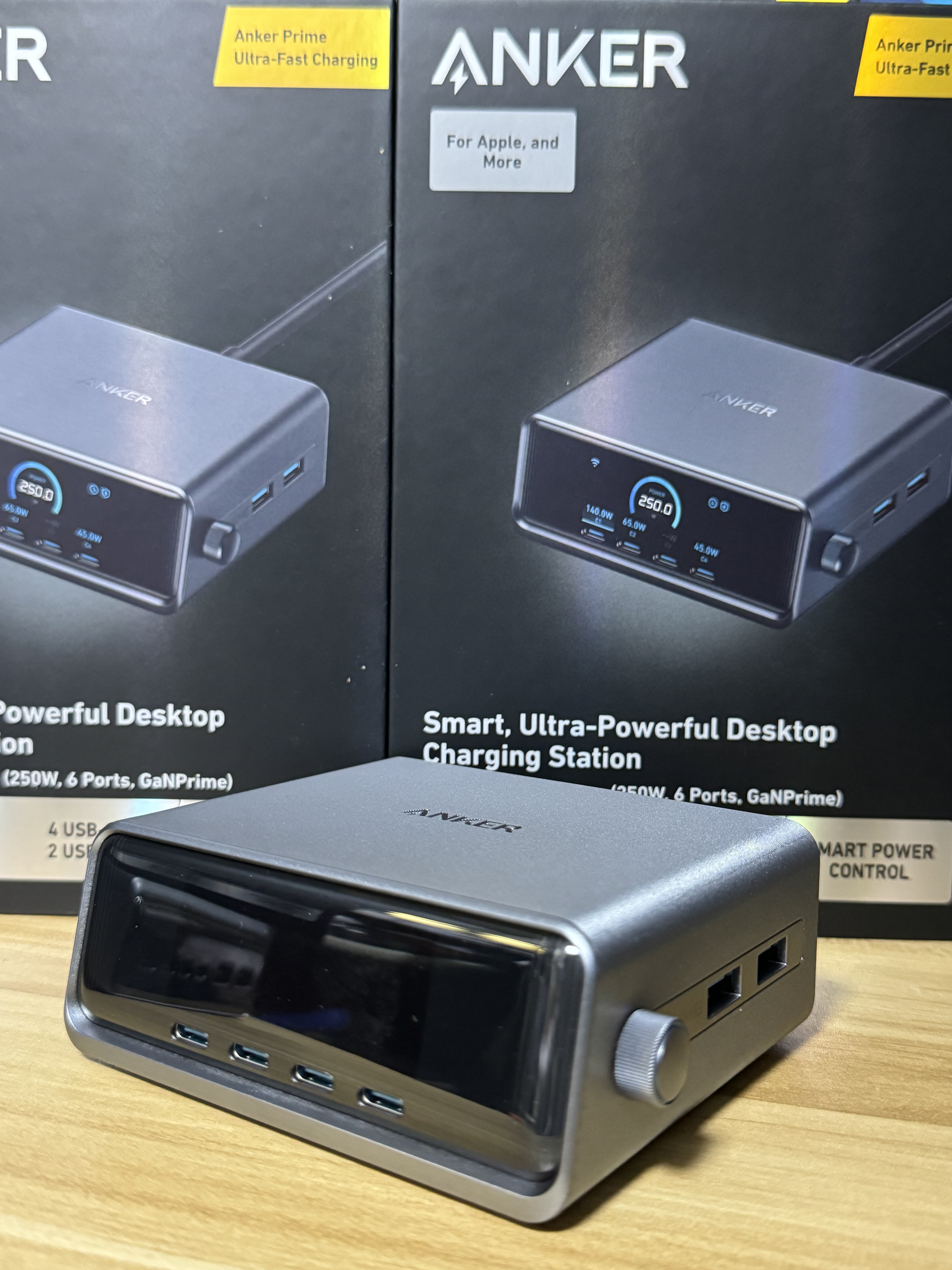 Anker安克Prime250W快充充电器插座桌面智能屏显充电站六口快充pro+兼容华为小米快充