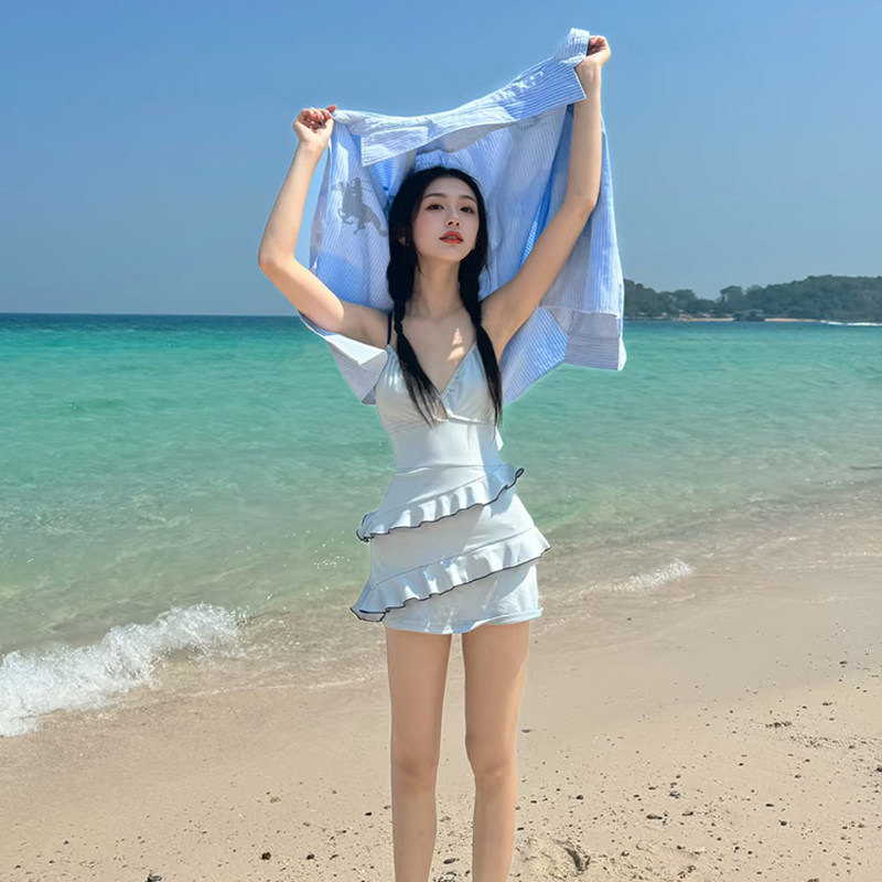 网红风ins纯欲仙女范遮肚显瘦性感吊带荷叶边裙式连体泡温泉泳装