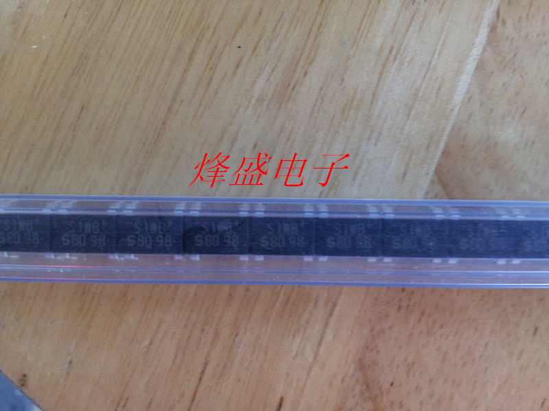 S1WB 80 原装进口新电源现货S1WB80 1A 800V DIP-4