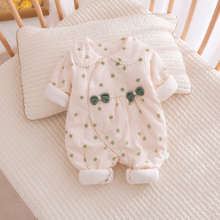 婴儿连体衣夹棉薄棉秋冬装新生儿棉服保暖女宝宝哈衣外穿纯棉衣服