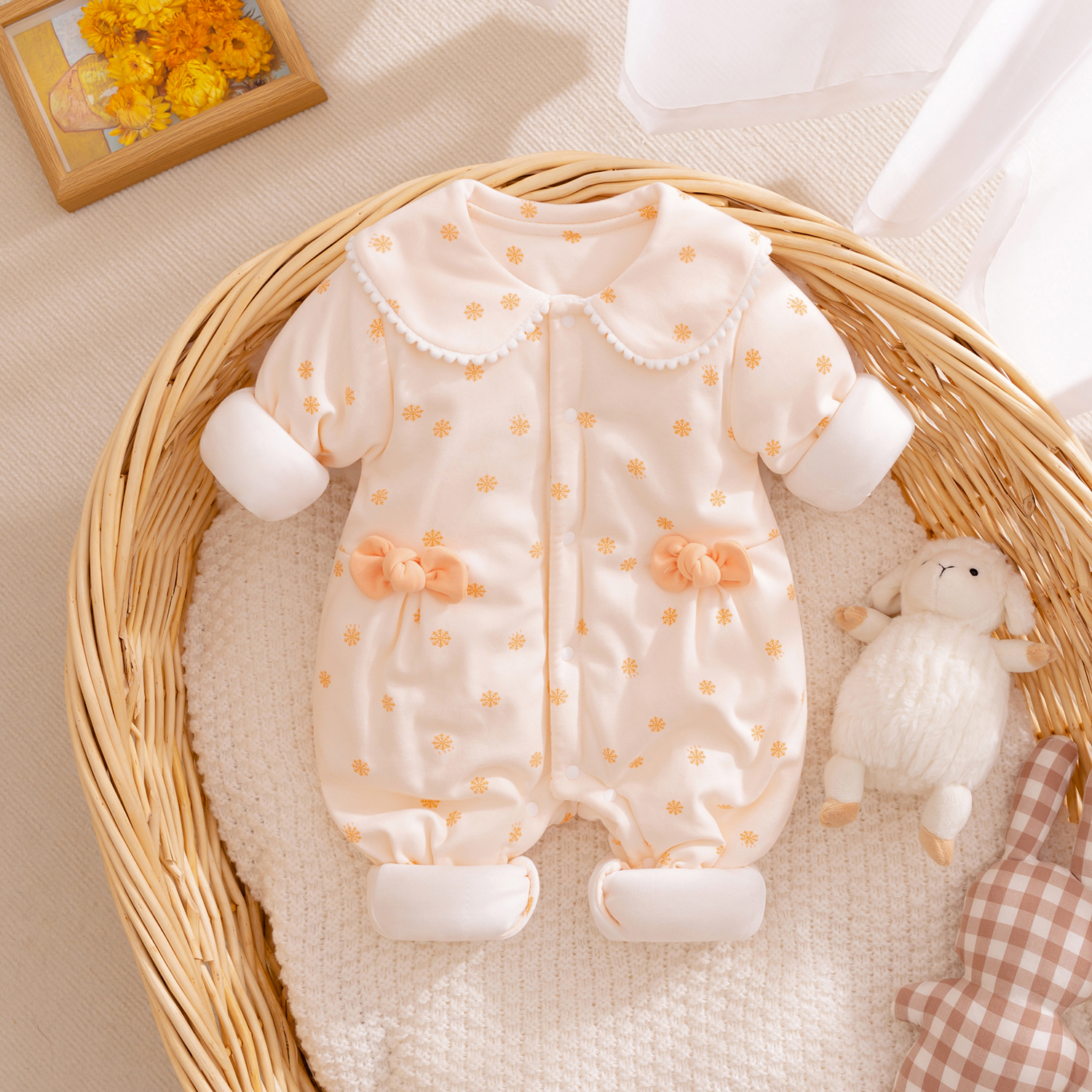 婴儿连体衣秋冬季夹棉满月女宝宝哈衣爬服加厚棉衣服冬装棉服外穿