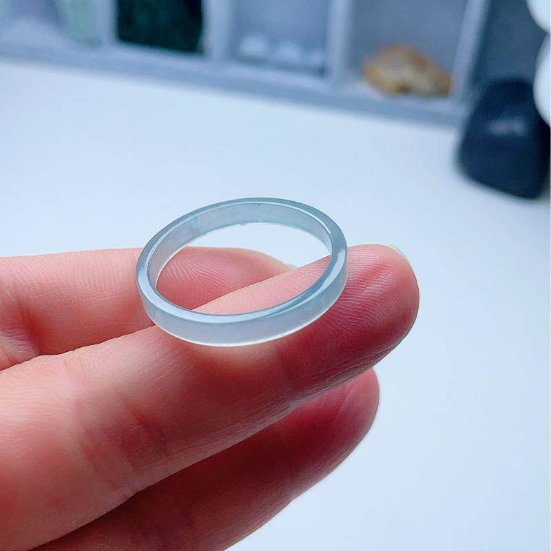 天然翡翠冰种细边方戒指晴水绿