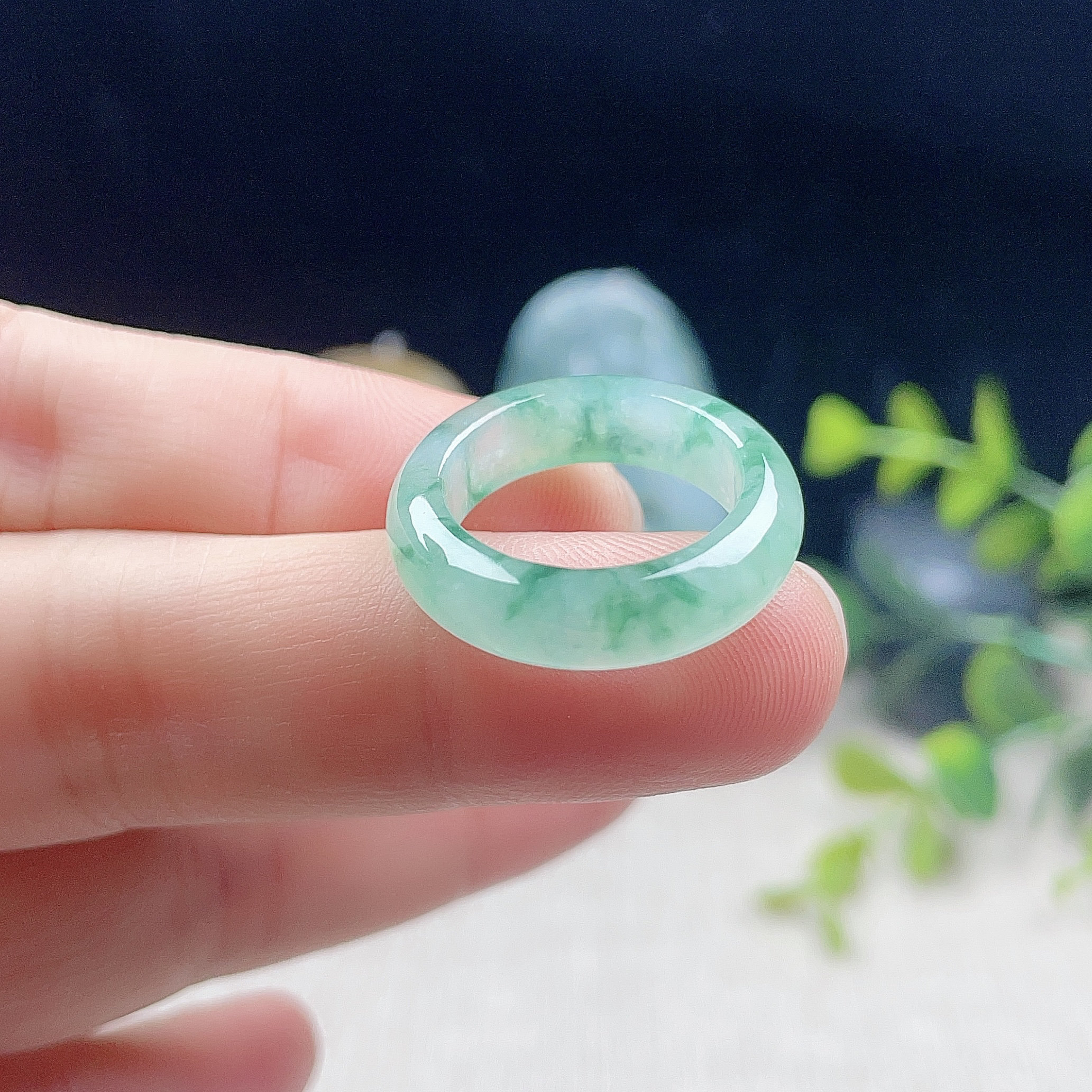 A货翡翠淡阳绿飘花戒指16.6MM缅甸老坑天然甜水冰种玉指环13#厚装