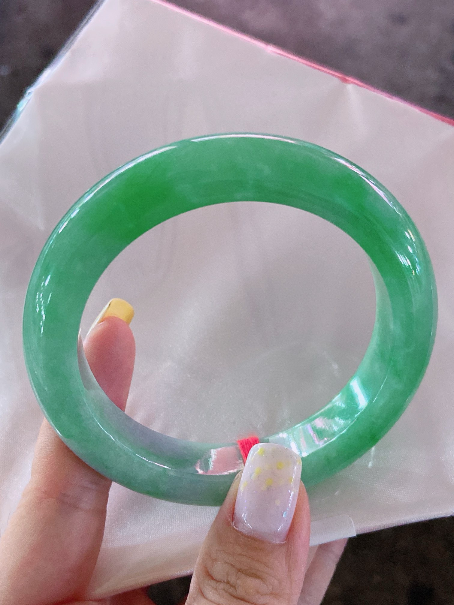 天然A货翡翠手镯满绿57mm缅甸老坑玉镯清新淡雅穿搭显白幸运圈