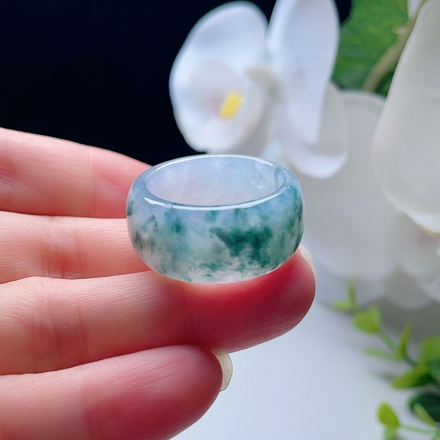 天然A货翡翠冰种宽边戒指乳白飘菠菜绿21.1mm缅甸老坑玉指环25#