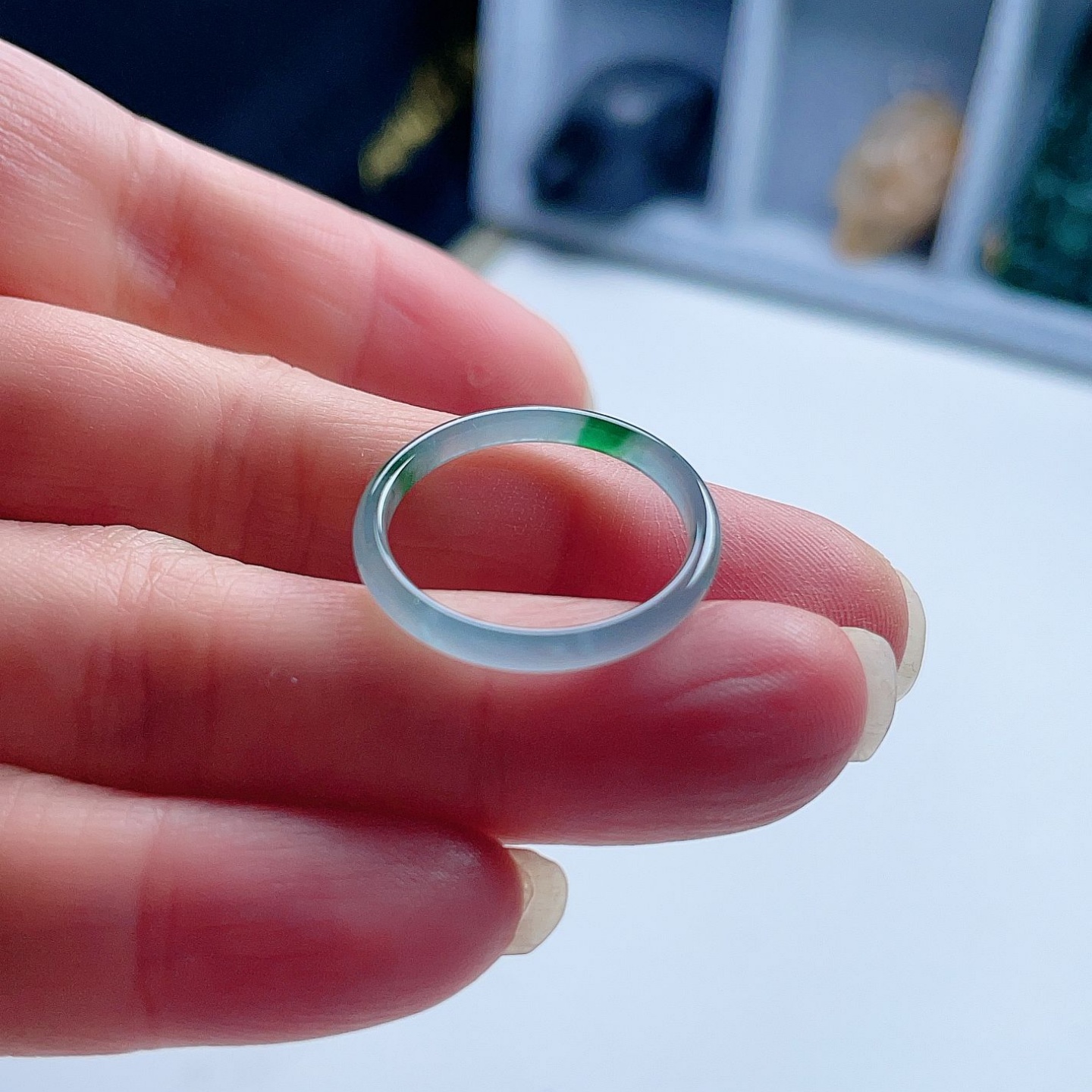 天然翡翠细边戒指晴水绿飘阳绿