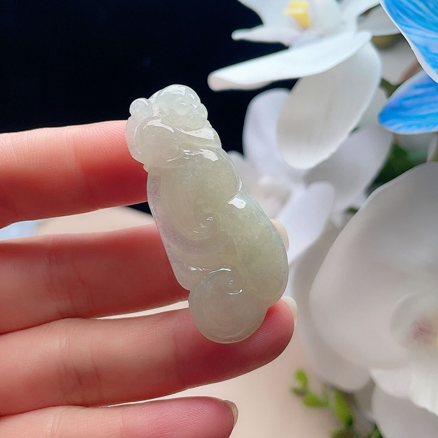 天然翡翠灵猴如意吊坠天然黄吉祥