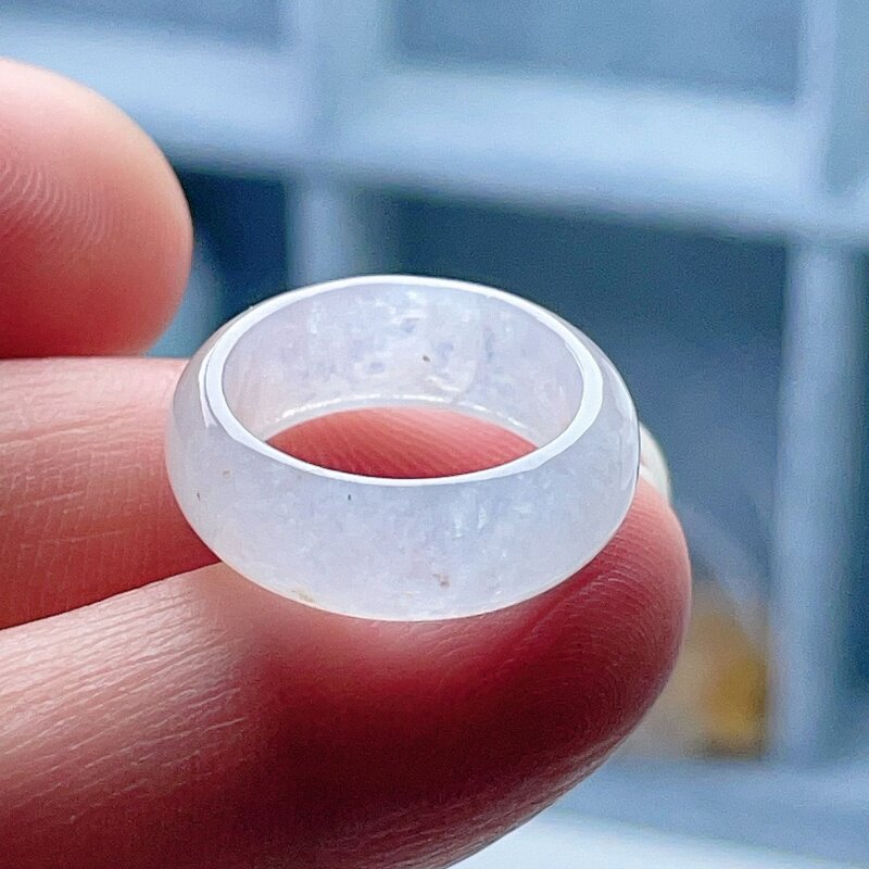 天然翡翠宽边戒指月光白洒金入财