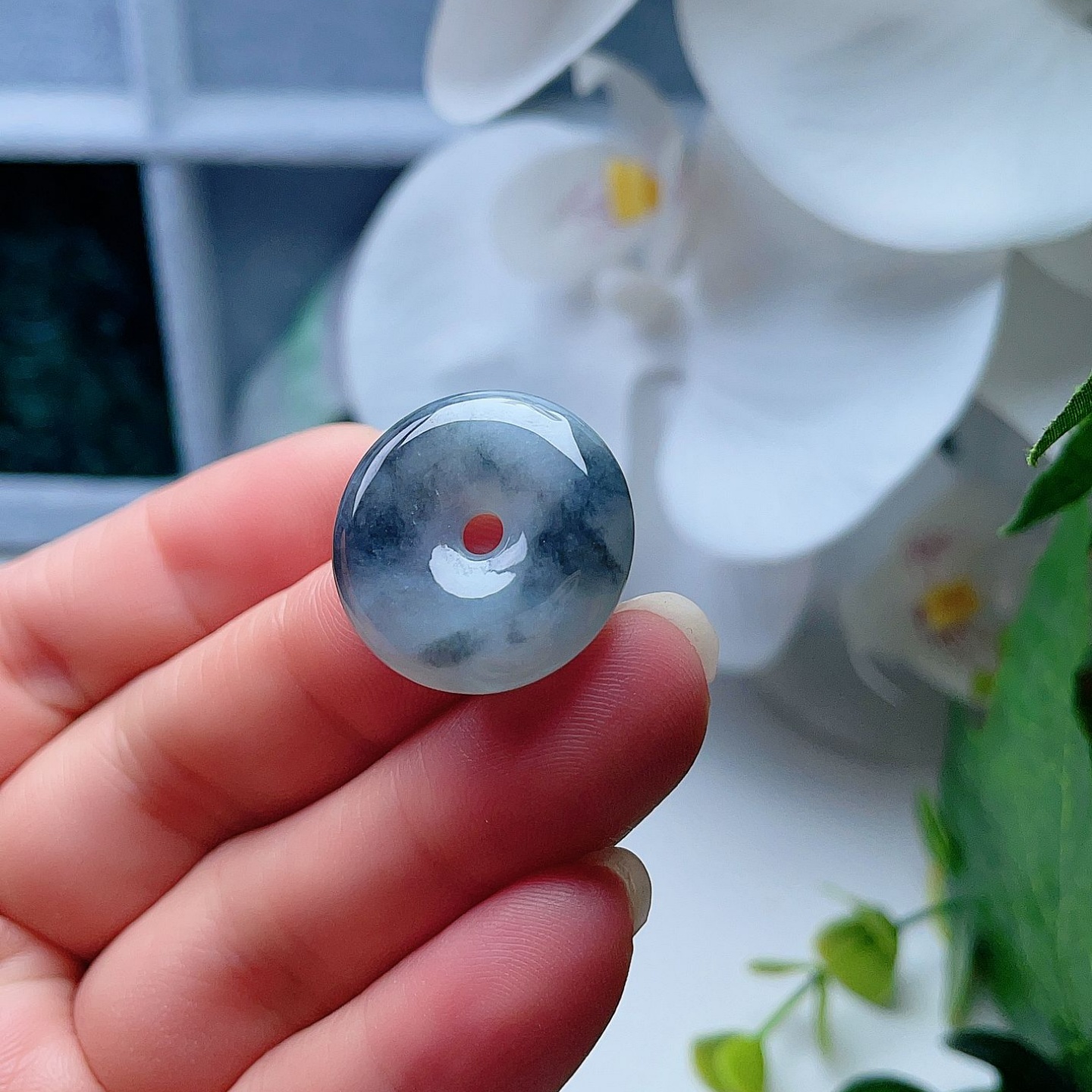 天然翡翠平安扣吊坠乳白飘乌鸡