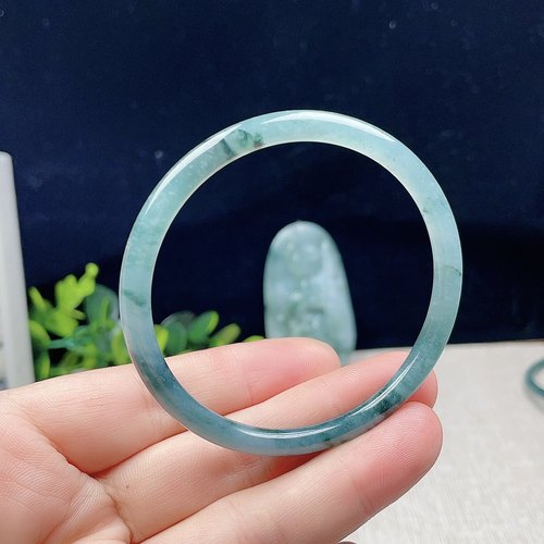 冰糯种天空蓝绿飘花美人镯细条