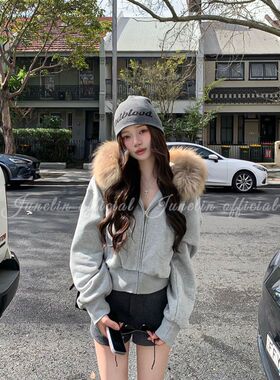 灰色收腰显瘦短款连帽卫衣秋冬可拆卸毛领加绒加厚百搭开衫外套女