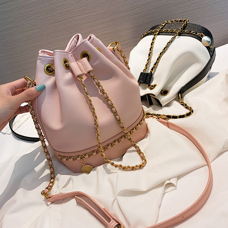 2022春夏新款小包抽绳包拼色水桶包女包抽带单肩斜挎小包包女包在类目 箱包皮具/热销女包/男包, 女士包袋新, 水桶包中 - 来自Buy2taobao.com提供专业的淘宝代购服务