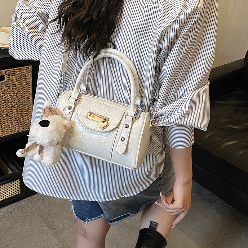 2026新款百搭时尚手提斜挎包洋气单肩包简约日韩纯色气质休闲女包,箱包皮具/热销女包/男包,通用款女包,淘宝优惠券,粉丝福利购,淘宝优惠卷