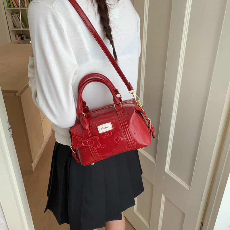 手提包斜挎包背包时尚女包2026新款潮眼前过简约日韩休闲包小包包