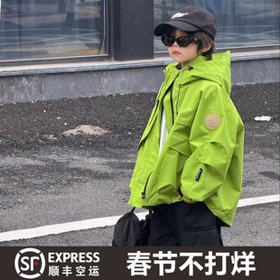儿童冲锋衣2025年春季新款童装男童女童中大童防风防水工装外套潮