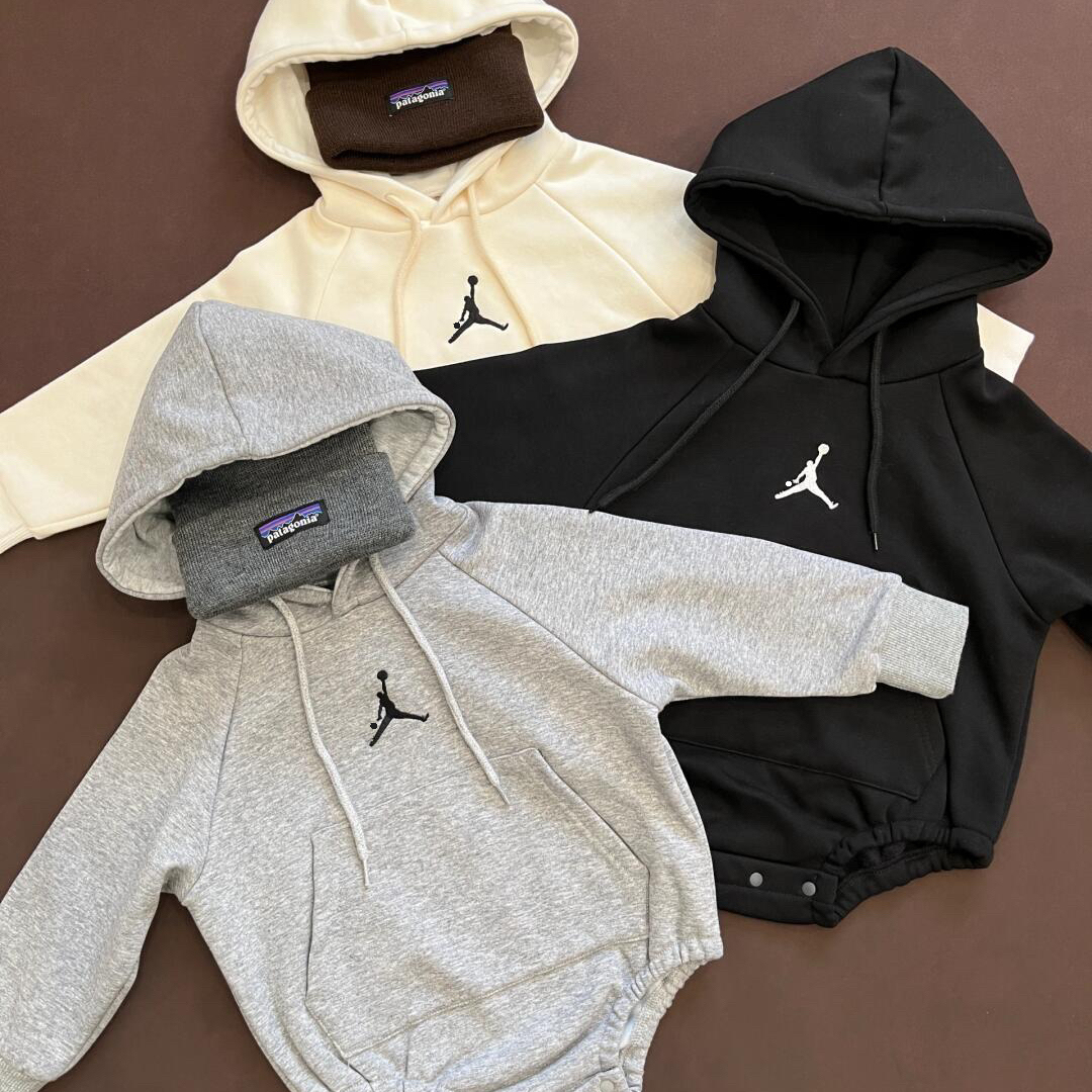 婴幼儿春秋款纯棉包屁衣男女宝宝刺绣连帽休闲卫衣三角哈衣潮连体