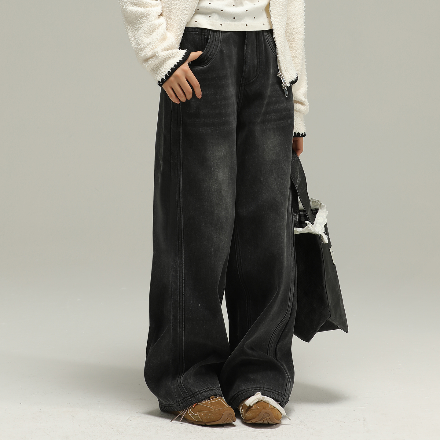 小女森女童秋冬加绒牛仔裤保暖水洗黑色宽松长裤垂感显瘦阔腿裤子