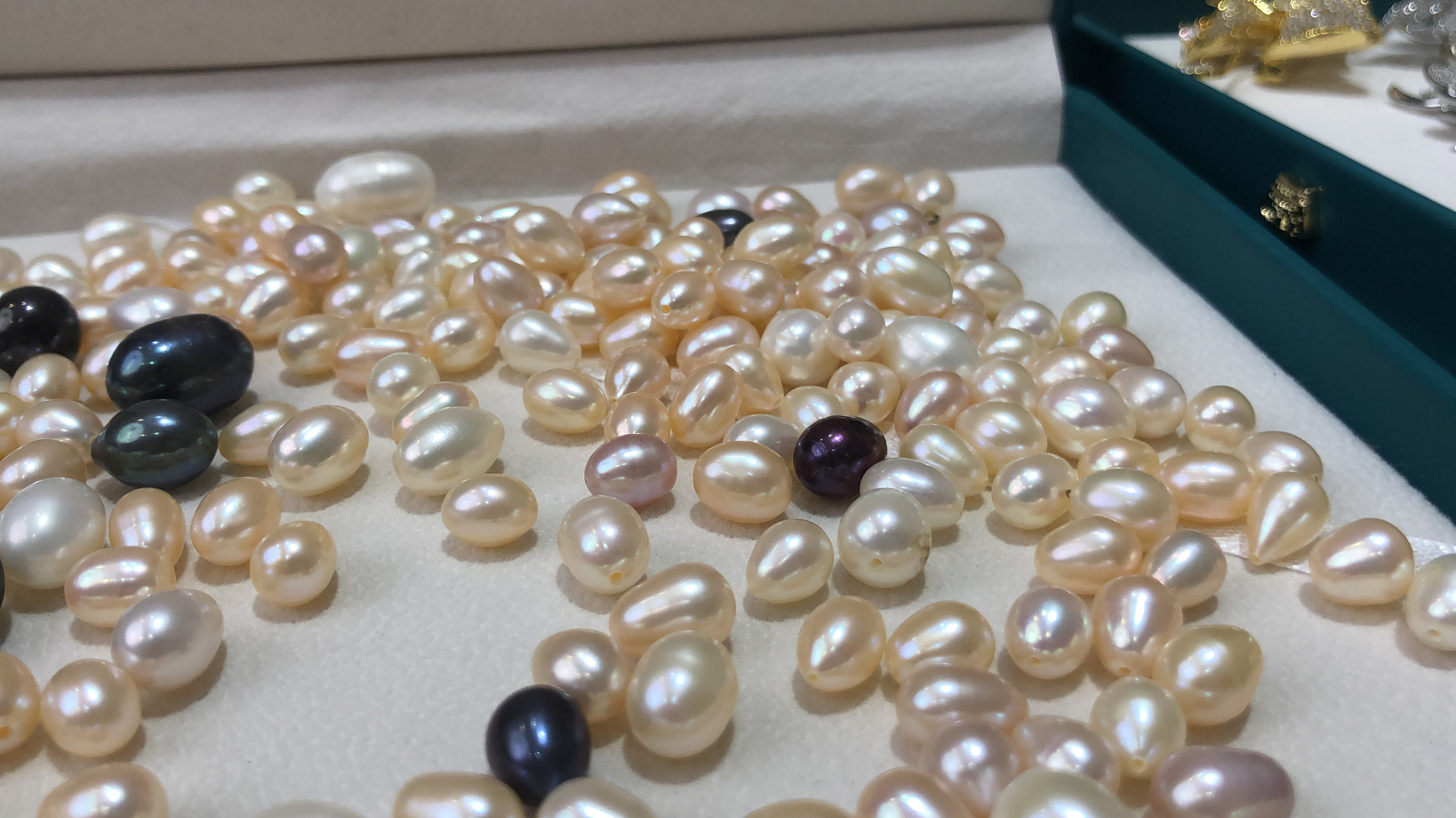 6-8mm天然淡水颗粒珠按颗卖