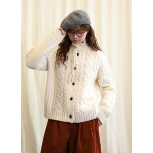 12.12日系全羊毛花边领单排扣毛衣