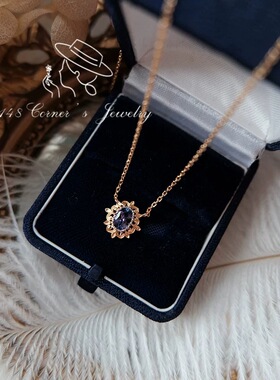 新款复古气质小众设计镂空花边天然坦桑石吊坠设计镀金锁骨链