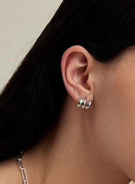 耳环2025新款爆款高级感显脸小耳钉气质精致银色耳饰女小众设计感