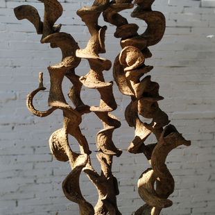 简约花瓶插弯曲干枯永生树枝花摆件过江龙藤条花艺创意壁挂软装饰