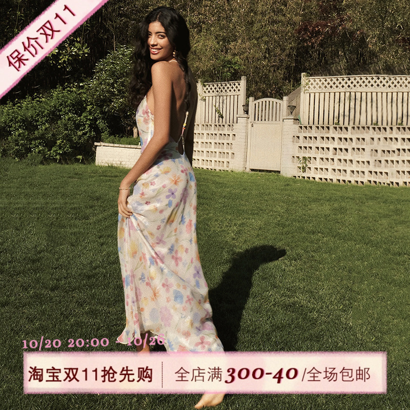 ITSNIKAR 法式温柔挂脖碎花连衣裙女夏露背印花长裙收腰显瘦裙子