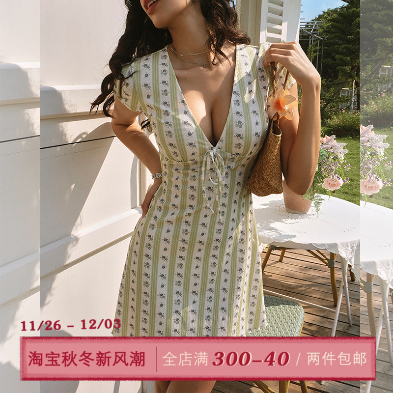 ITSNIKAR 法式老钱风印花连衣裙女夏收腰显瘦包臀裙V领设计短裙子