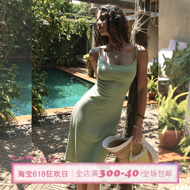 ITSNIKAR 经典方领针织吊带连衣裙女夏垂感收腰包臀裙性感长裙子