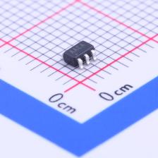 MAX1719EUT+T DC-DC电源芯片 电荷泵 Vin=1.5V~5.5V 25mA