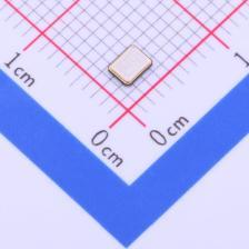 7M20700003 无源晶振 20.736000MHz 10PF ±10PPM -30~90℃