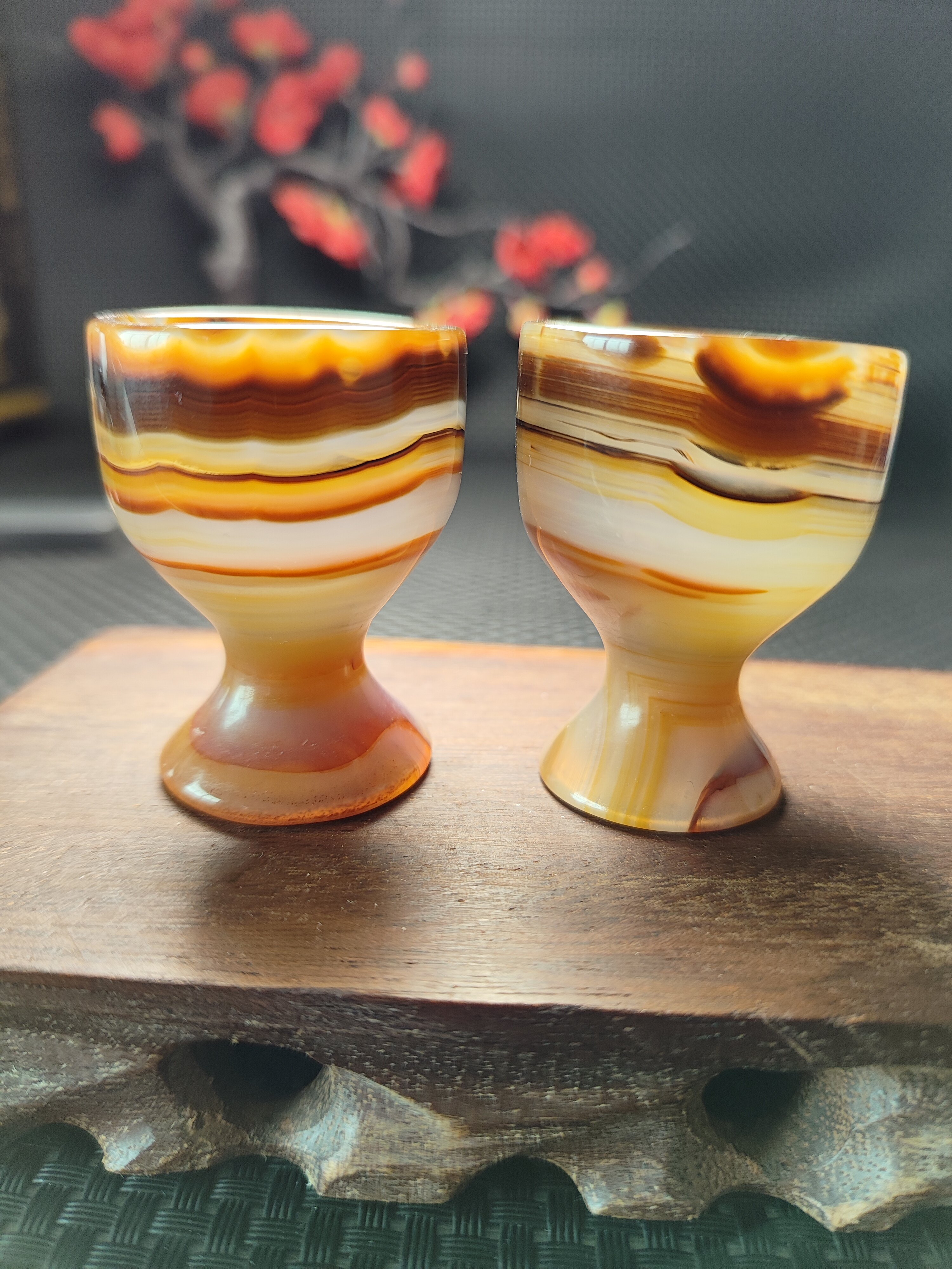 保真天然玛瑙酒碗,高脚杯,可以使用,个性主人杯,天然色彩!