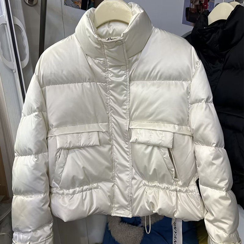 金燕子立领缎面羽绒服女