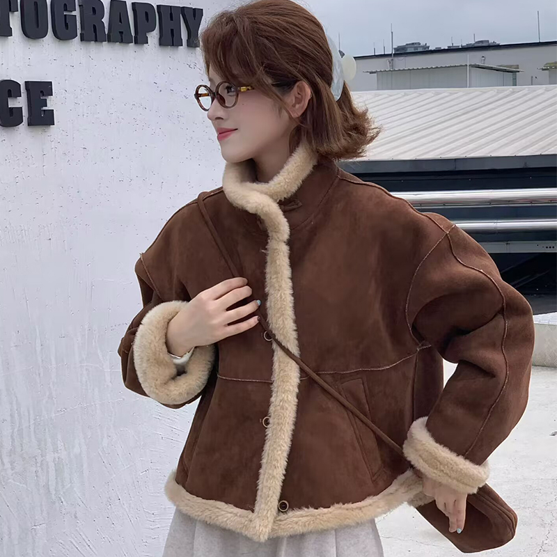 8730韩系复古立领羊羔毛外套女