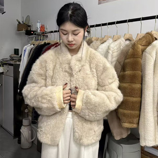 酷YY2025冬千金风皮毛一体短款立领外套女毛茸茸环保仿皮草短外套