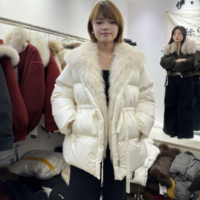伊卡特兰狐狸毛领加厚羽绒服女