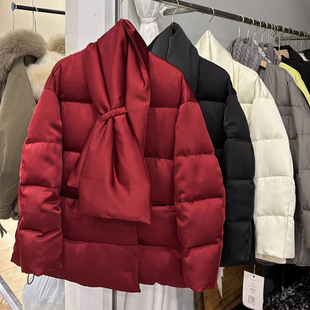 爱裳依韩系围巾醋酸缎面羽绒服女短款加厚保暖面包服2025冬季外套