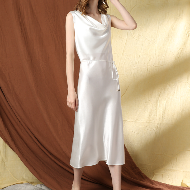 缎面三醋酸修身丝滑礼服连衣裙