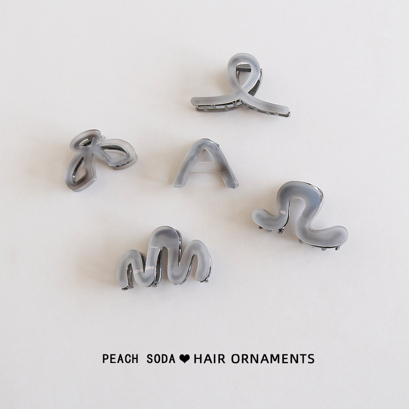 高级灰～小巧精致后脑勺半扎发抓