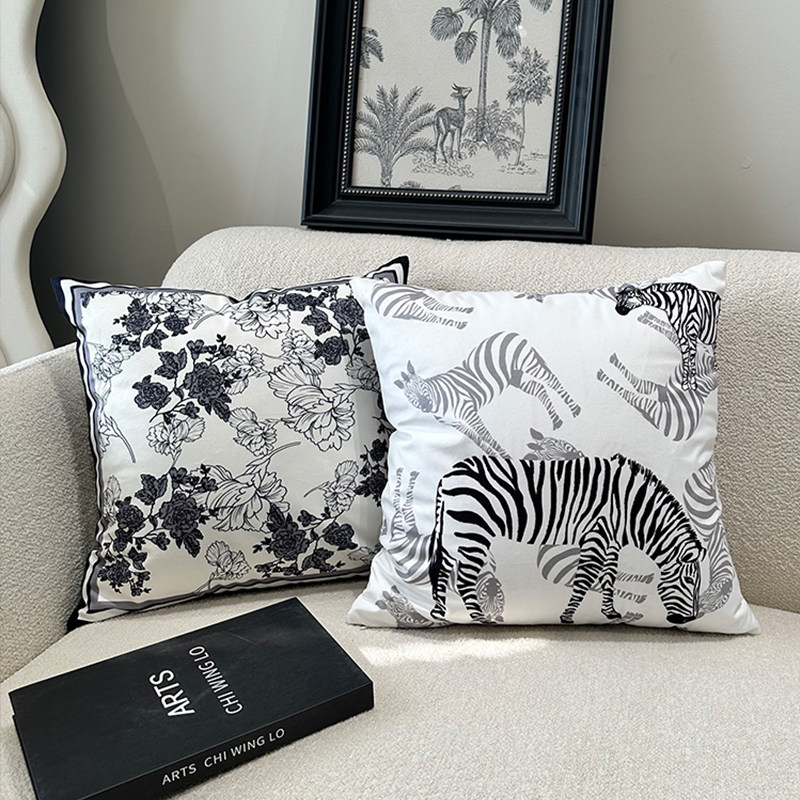 法式小香风抱枕靠垫腰枕沙发客厅软装毛绒轻奢靠枕靠垫套不含芯