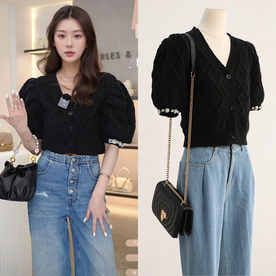 曼曼同款减龄时尚别致短款泡泡短袖钉珠黑色开衫针织毛衣女