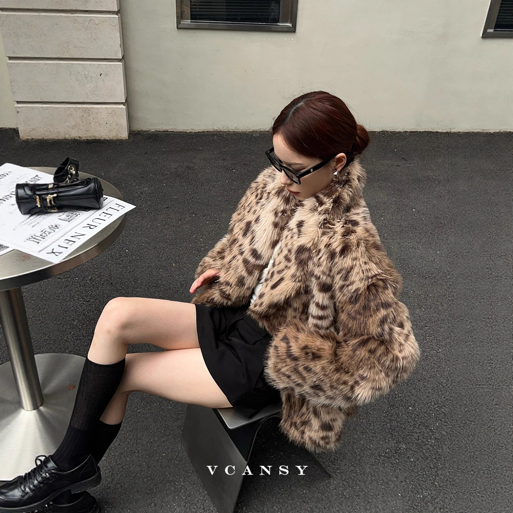 2025冬新款欧美时尚高级感仿豹纹设计加厚保暖人造皮草外套